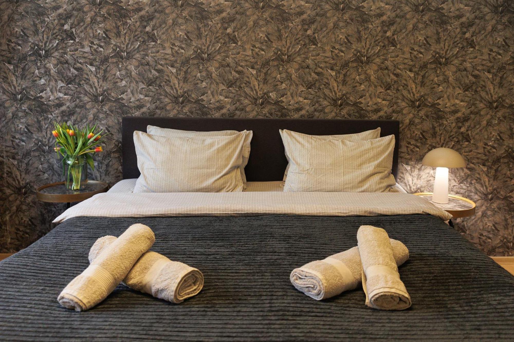 City Center Apartments With Parking プロヴディフ エクステリア 写真