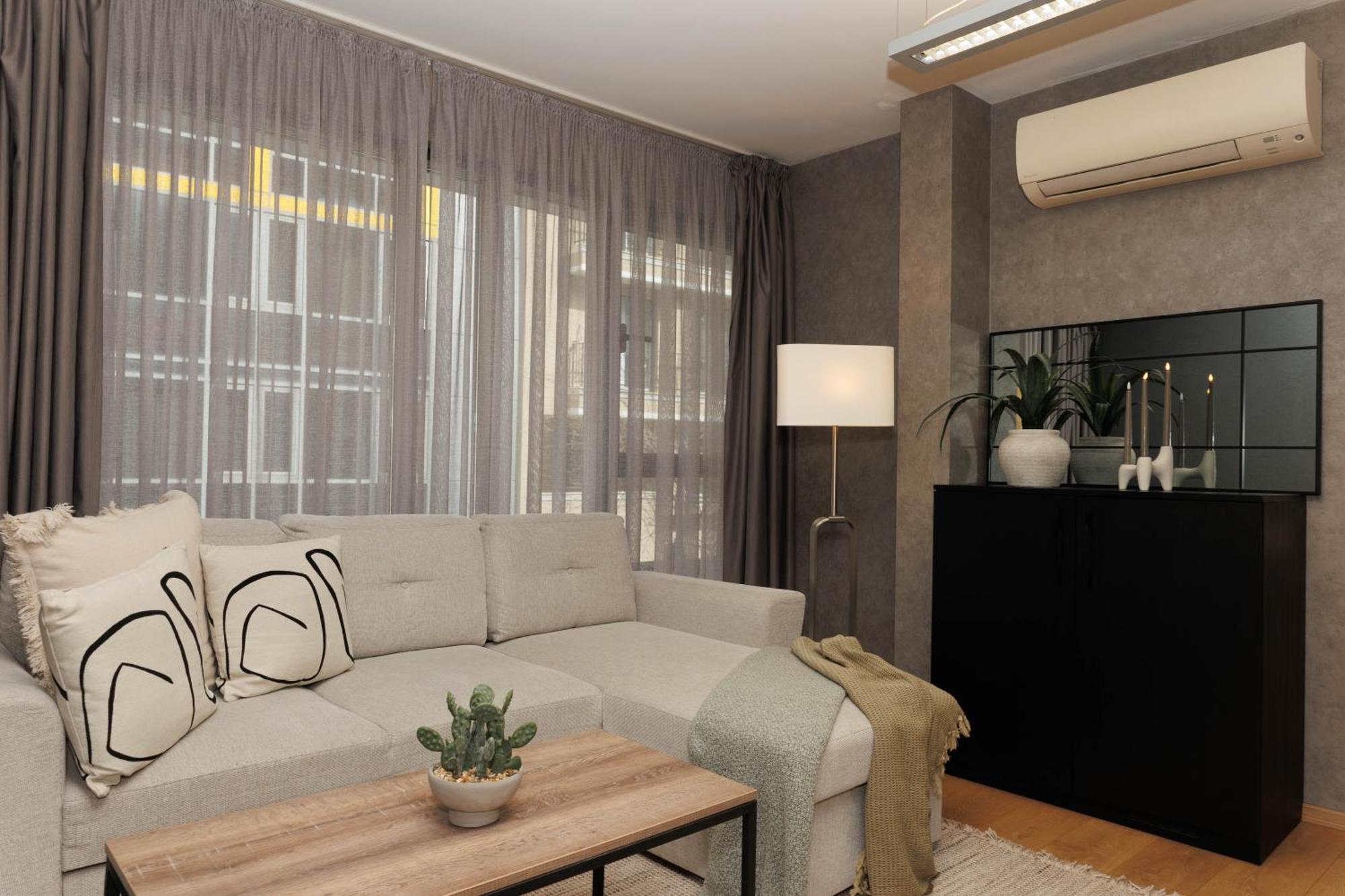City Center Apartments With Parking プロヴディフ エクステリア 写真