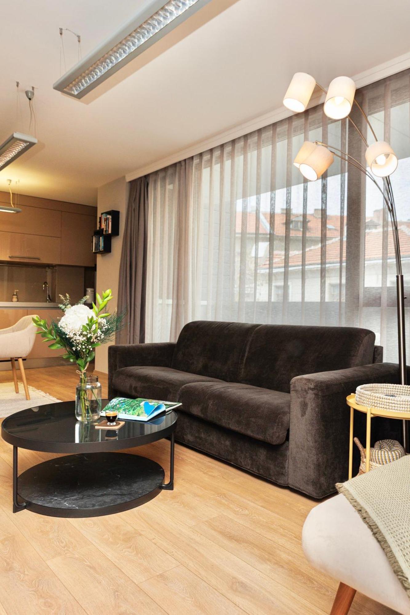 City Center Apartments With Parking プロヴディフ エクステリア 写真